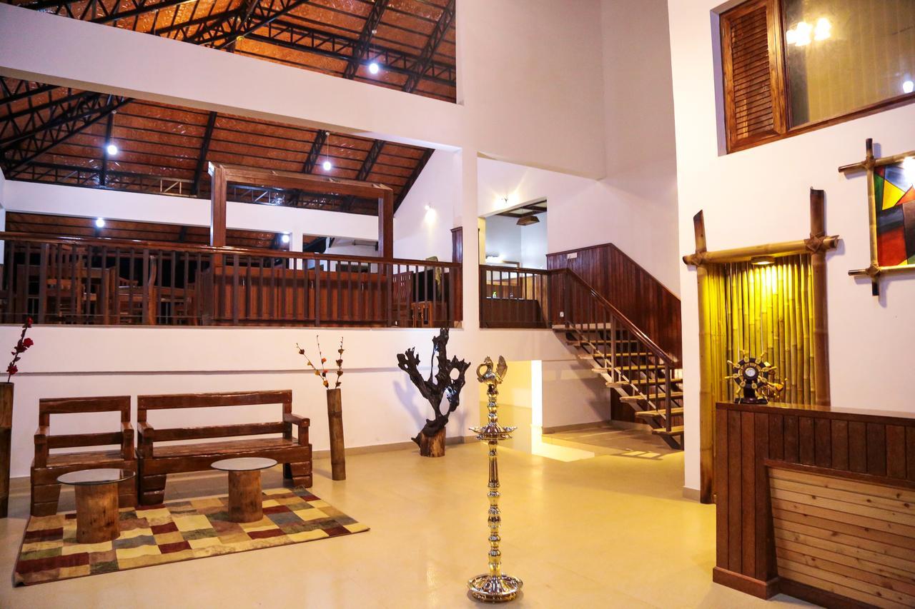 Bamboo Creek Resort Vaduvanchal Buitenkant foto