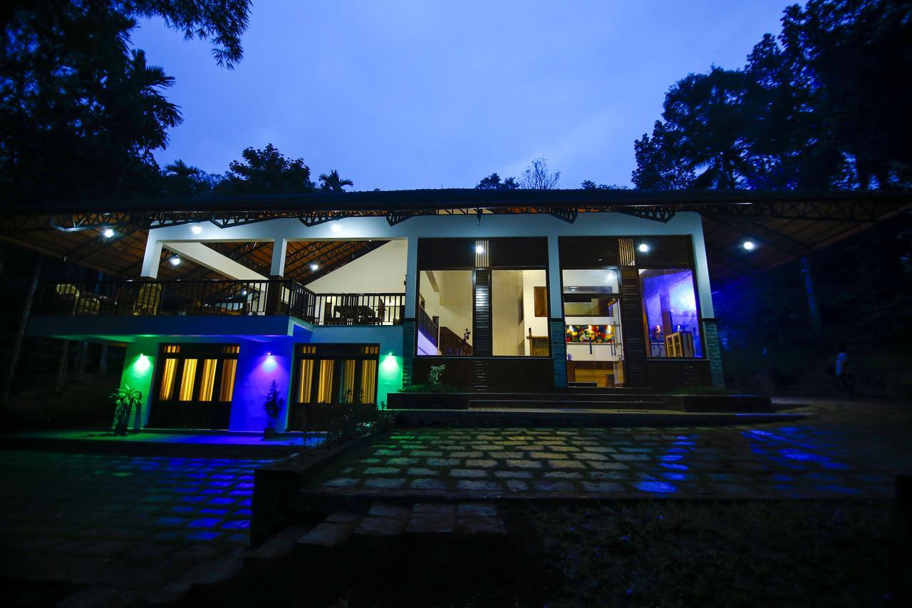 Bamboo Creek Resort Vaduvanchal Buitenkant foto