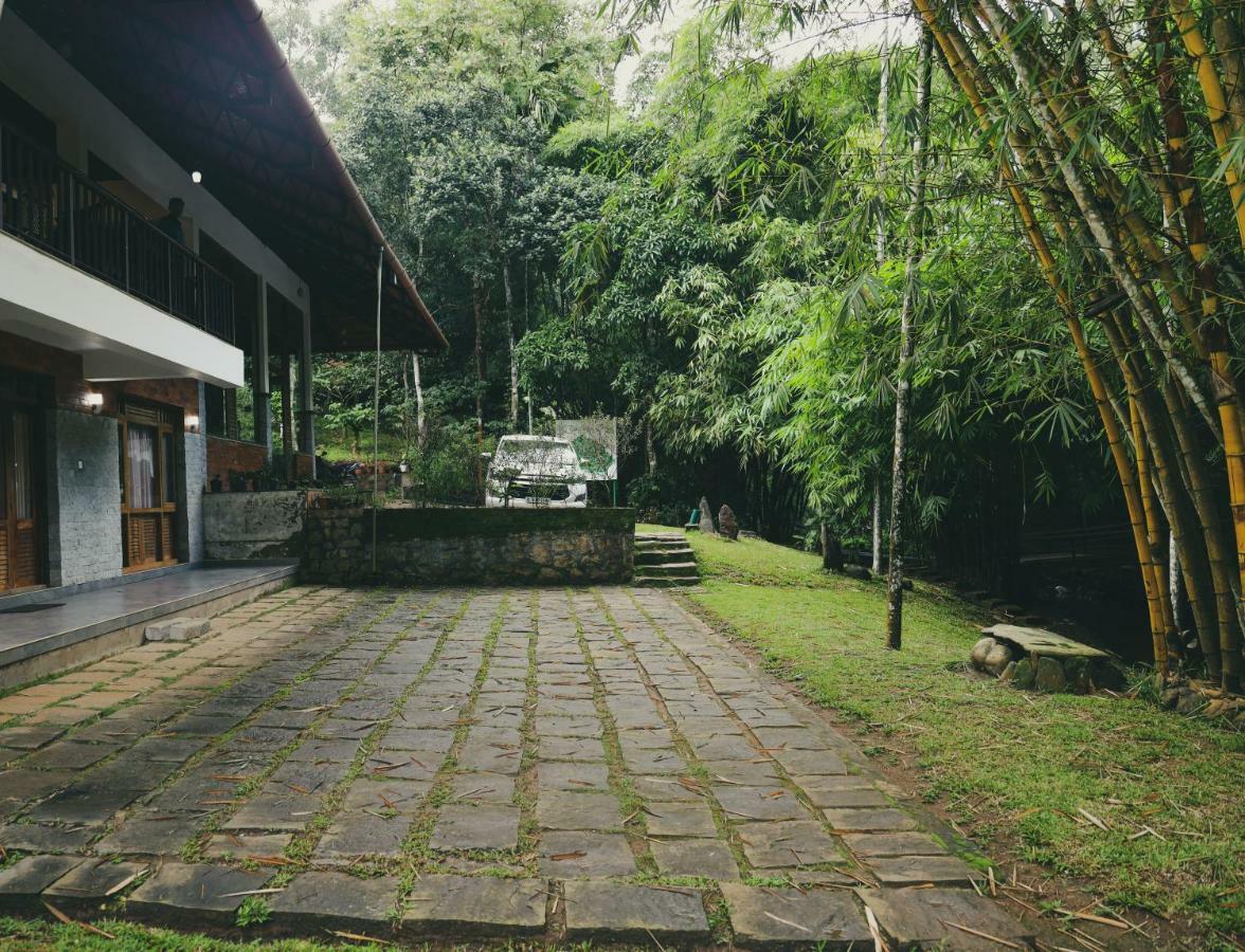 Bamboo Creek Resort Vaduvanchal Buitenkant foto