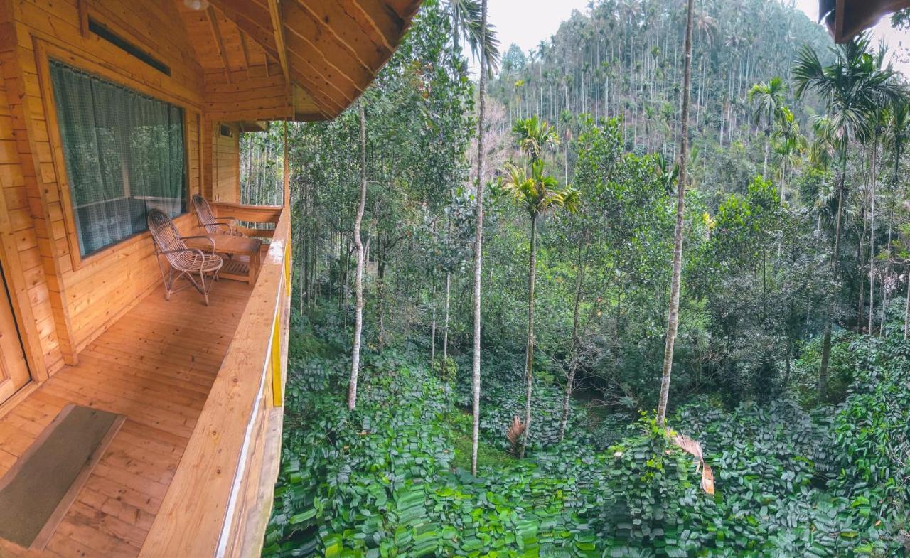 Bamboo Creek Resort Vaduvanchal Buitenkant foto