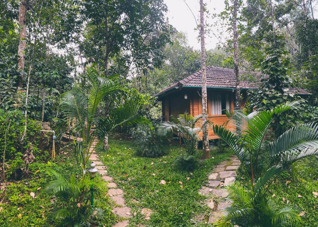 Bamboo Creek Resort Vaduvanchal Buitenkant foto